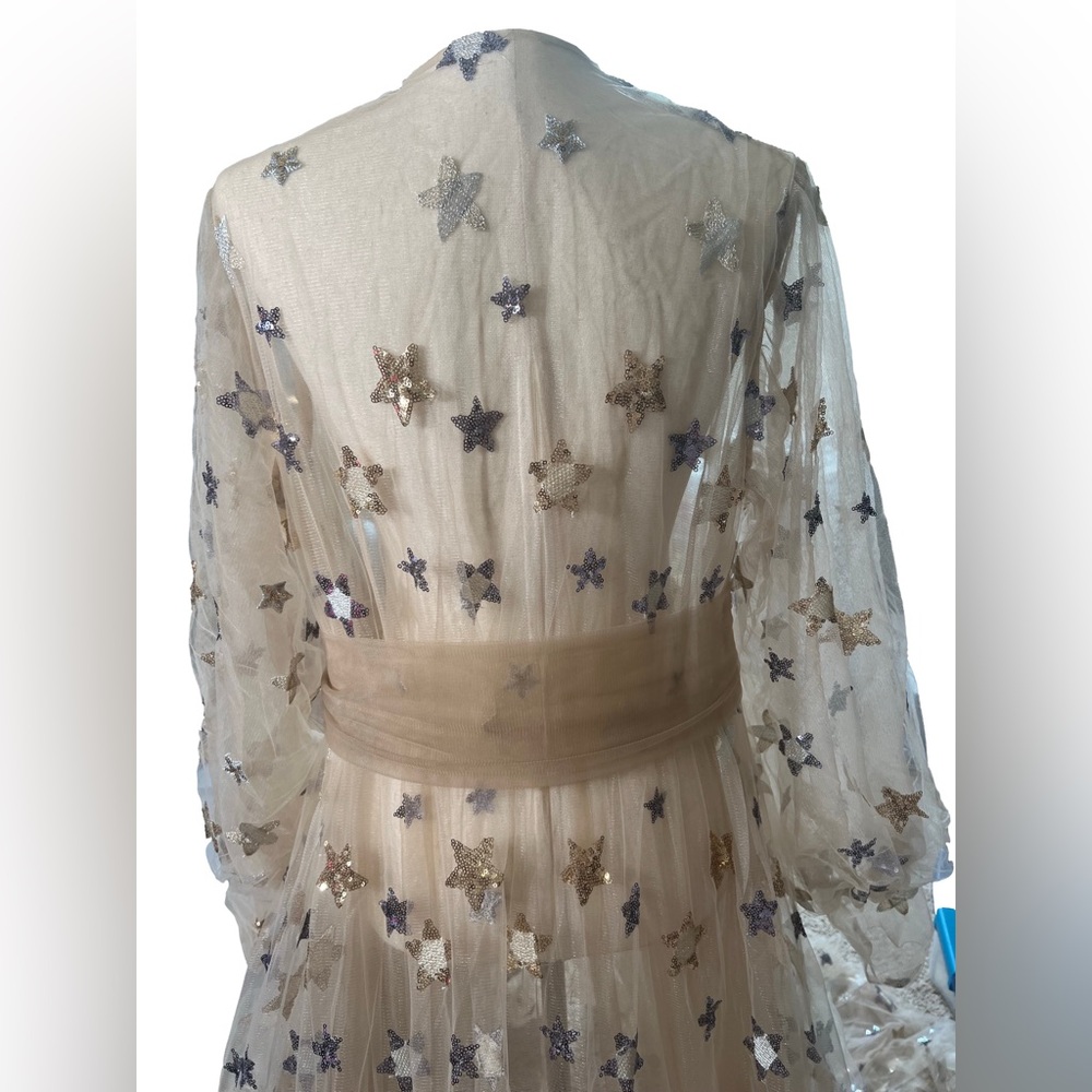 Beautiful Tan Sequin Stars Tulle Maternity Robe or any Occasion Photoshoot - Picture 9 of 10
